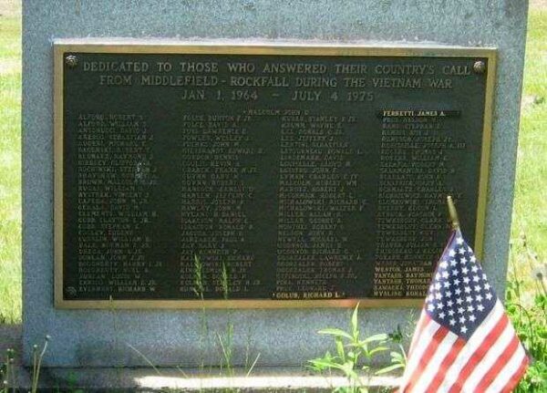 MIDDLEFIELD-ROCKFALL VIETNAM WAR MEMORIAL