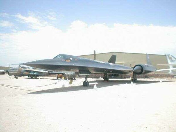 LOCKHEED SR-71 BLACKBIRD MEMORIAL AIRCRAFT