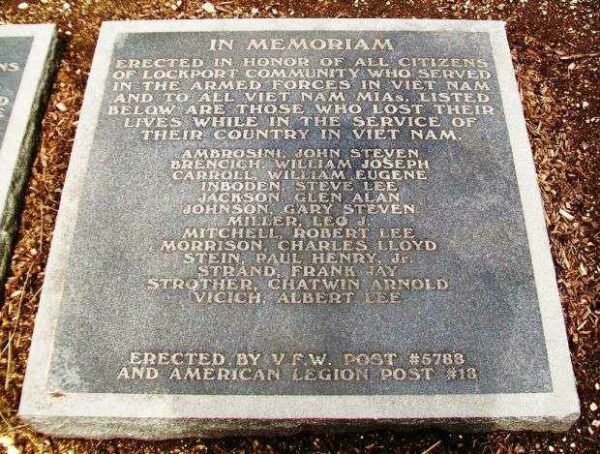 CITIZENS OF LOCKPORT WAR MEMORIAL PLAQUE C