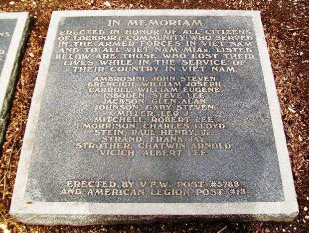CITIZENS OF LOCKPORT WAR MEMORIAL PLAQUE C