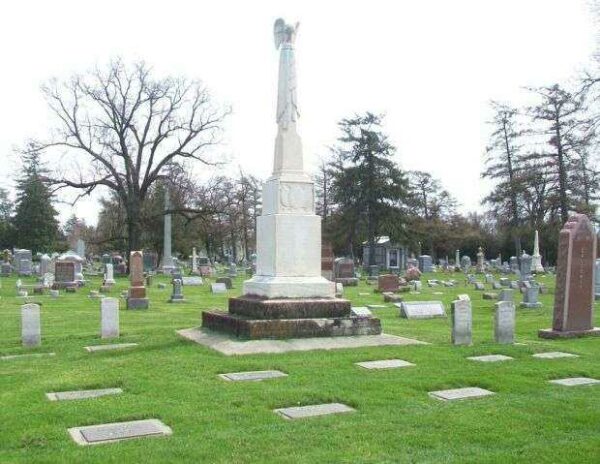 DUNDEE CIVIL WAR MEMORIAL