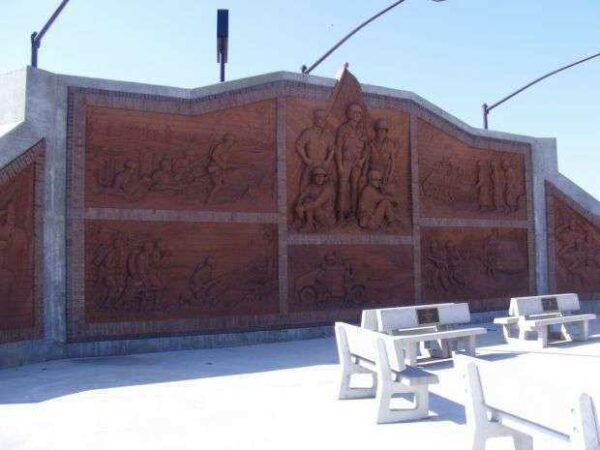 20TH CENTURY VETERANS MEMORIAL WALL