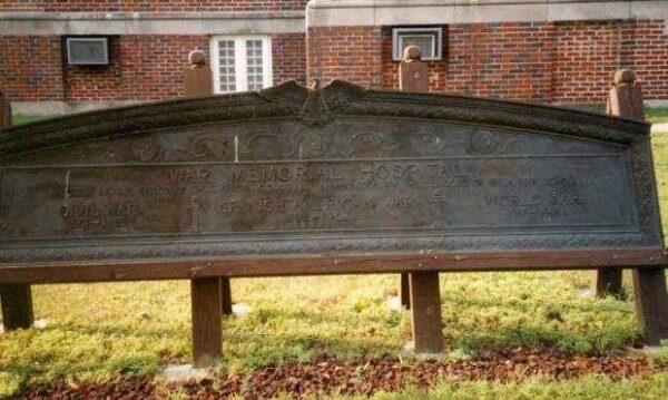 WAR MEMORIAL HOSPITAL PLAQUE