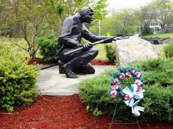 PVT. DAVID LEWIS GIFFORD MEDAL OF HONOR MEMORIAL