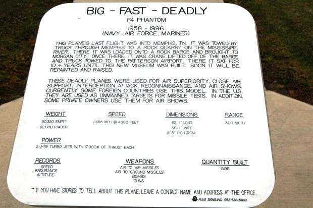 BIG-FAST-DEADLY F4 PHANTOM MEMORIAL AIRCRAFT PLAQUE
