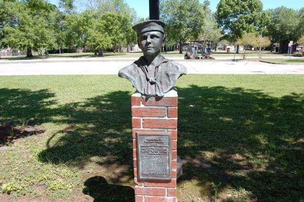 WORLD WAR II U.S. NAVY SEAMAN MEMORIAL