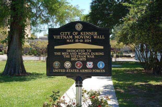 CITY OF KENNER VIETNAM MOVING WALL MEMORIAL MARKER FRONT