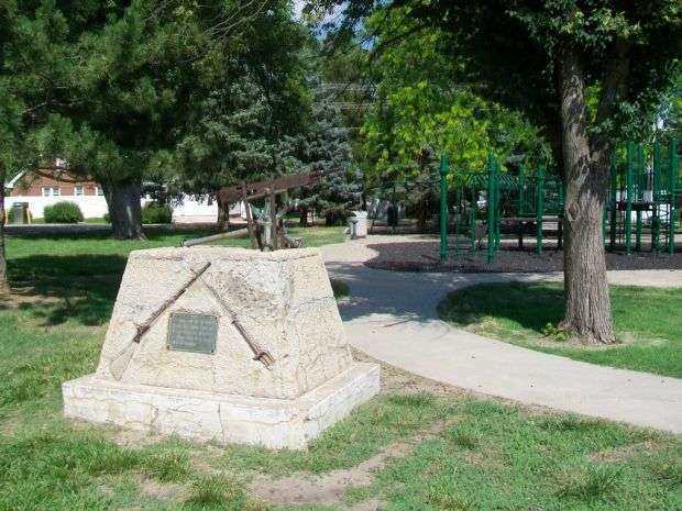 MEAD POST NO 14 G.A.R. MEMORIAL TREES