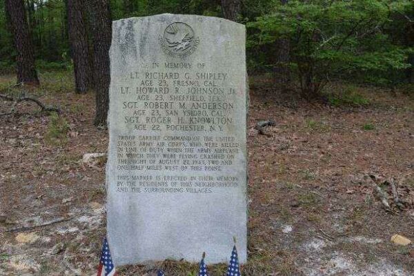 IN MEMORY OF FOUR WORLD WAR II AVIATORS MEMORIAL