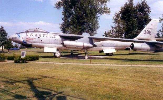 B-47 STRATO-JET BOMBER MEMORIAL AIRCRAFT