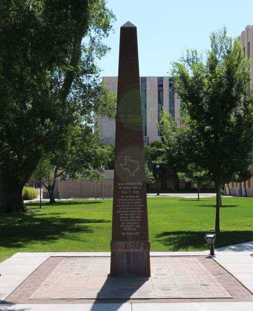 50th ANNIVERSARY OF WORLD WAR II MEMORIAL