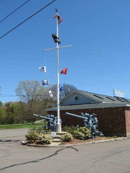 AMERICAN LEGION POST 113 MEMORIAL