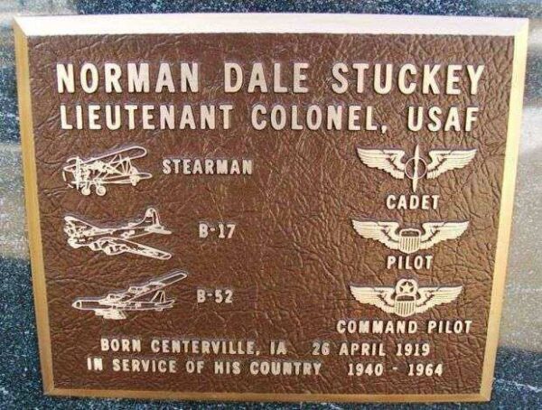 NORMAN DALE STUCKEY WAR MEMORIAL PLAQUE