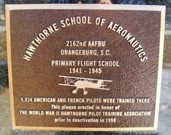 HAWTHORNE SCHOOL OF AERONAUTICS WAR MEMORIAL PLAQUE