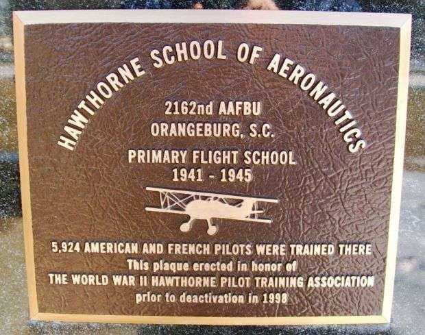 HAWTHORNE SCHOOL OF AERONAUTICS WAR MEMORIAL PLAQUE