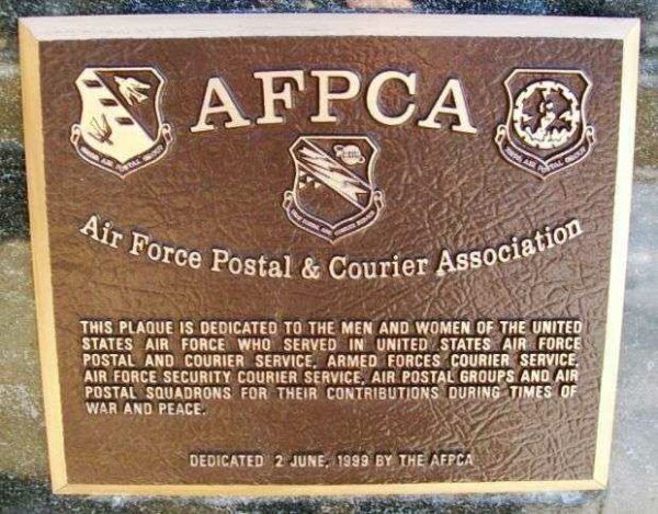 AIR FORCE POSTAL & COURIER ASSOCIATION WAR MEMORIAL PLAQUE