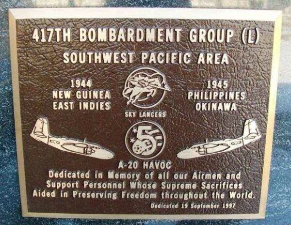 417TH BOMBARDMENT GROUP (L) WAR MEMORIAL PLAQUE