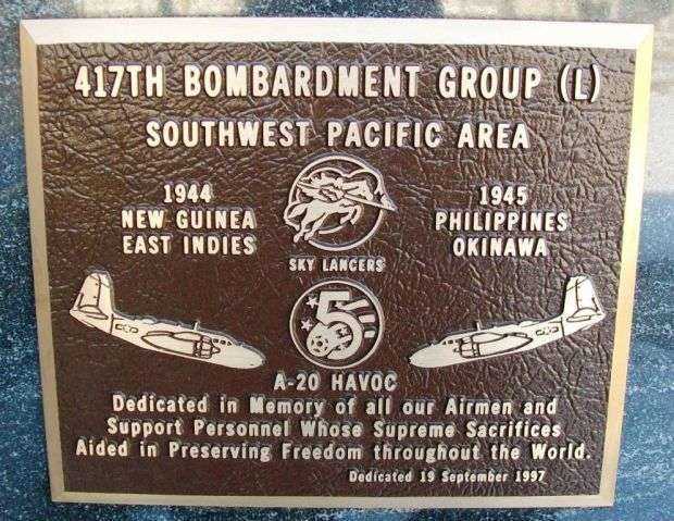417TH BOMBARDMENT GROUP (L) WAR MEMORIAL PLAQUE
