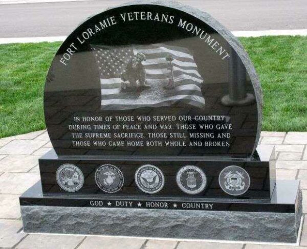 FORT LORAMIE VETERANS MONUMENT FRONT