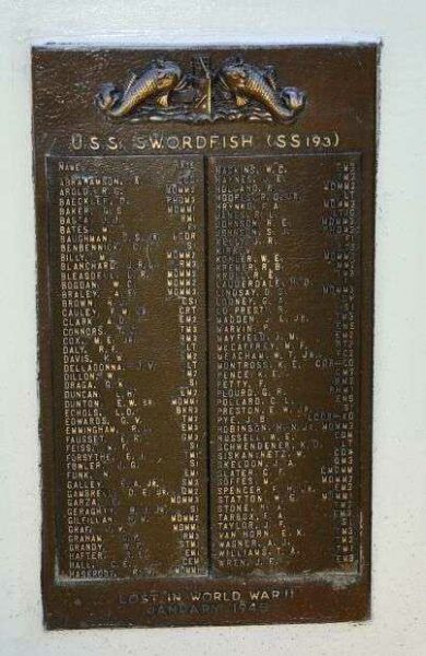 U.S. SUBMARINE VETERANS W.W. II NATIONAL MEMORIAL WEST PLAQUE 55
