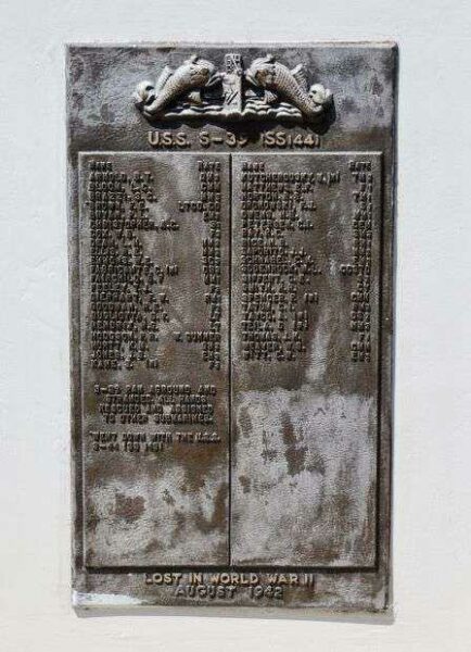 U.S. SUBMARINE VETERANS W.W. II NATIONAL MEMORIAL WEST PLAQUE 17