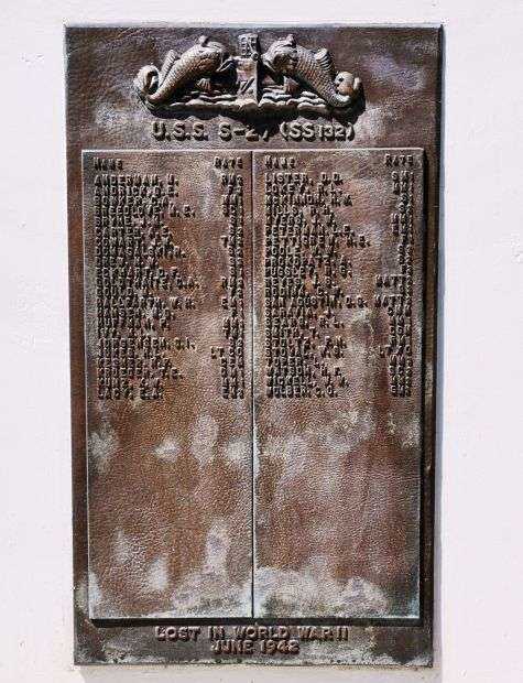 U.S. SUBMARINE VETERANS W.W. II NATIONAL MEMORIAL WEST PLAQUE 16
