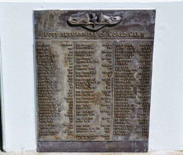 U.S. SUBMARINE VETERANS W.W. II NATIONAL MEMORIAL WEST PLAQUE 9