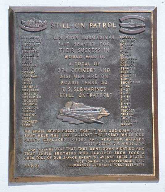 U.S. SUBMARINE VETERANS W.W. II NATIONAL MEMORIAL WEST PLAQUE 2