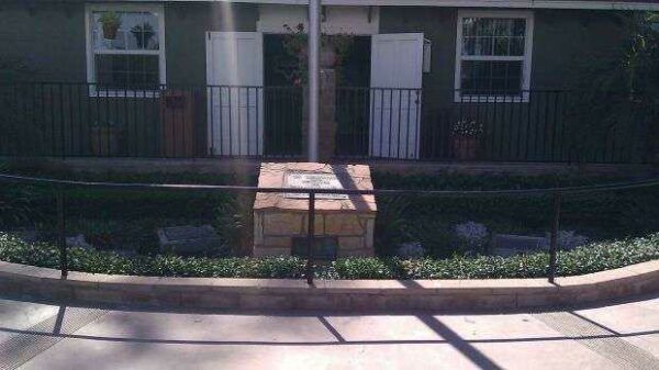 SANTA ANA ARMY AIR BASE SITE MEMORIAL GARDEN