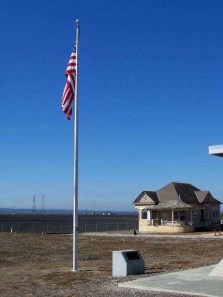 COMPANY C, 194TH TANK BATTALION WAR MEMORIAL FLAGPOLR