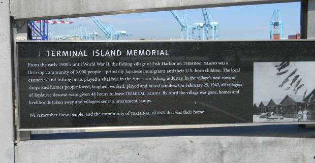 TERMINAL ISLAND MEMORIAL PLAQUE