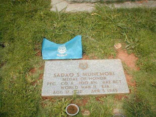 SADAO S MUNEMORI MEDAL OF HONOR MEMORIAL GRAVE STONE