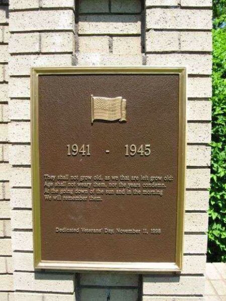 WESTPORT WORLD WAR II HONOR ROLL MEMORIAL PLAQUE A