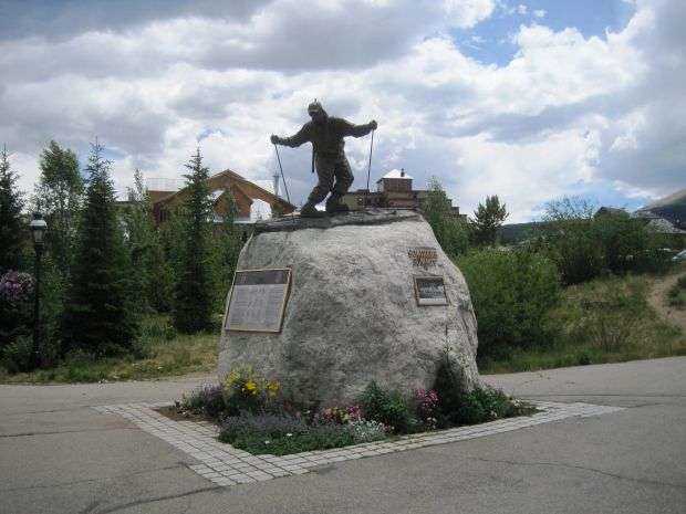 SOLDIERS OF THE SUMMIT WAR MEMORIAL