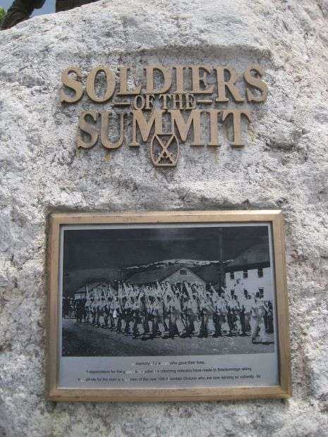 SOLDIERS OF THE SUMMIT WAR MEMORIAL PLAQUE A
