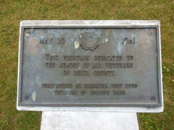 DELTA COUNTY VETERANS MEMORIAL FOUNTAIN PLAQUE