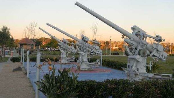 GUN PLATFORM NO. 2-1945 MEMORIAL