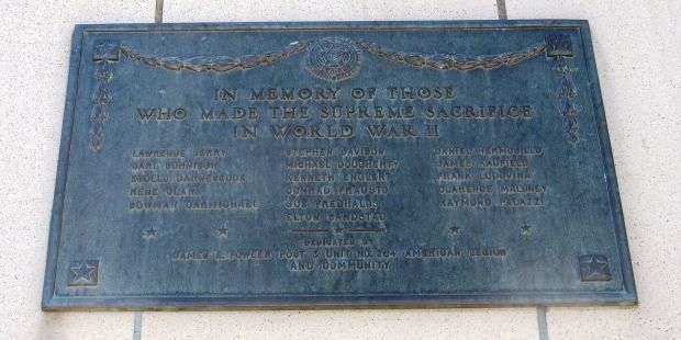 LINCOLN WORLD WAR II MEMORIAL PLAQUE