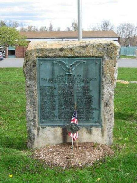 GOSHEN, CT WORLD WAR II MEMORIAL