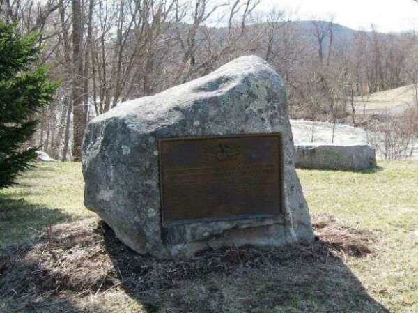 GAYLORDSVILLE WORLD WAR II MEMORIAL