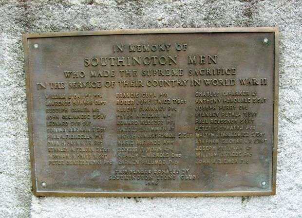IN MEMORY OF SOUTHINGTON MEN WAR MEMORIAL PLAQUE