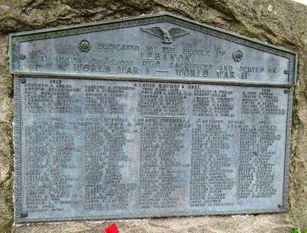 LEBANON WORLD WAR I AND WORLD WAR II MEMORIAL PLAQUE
