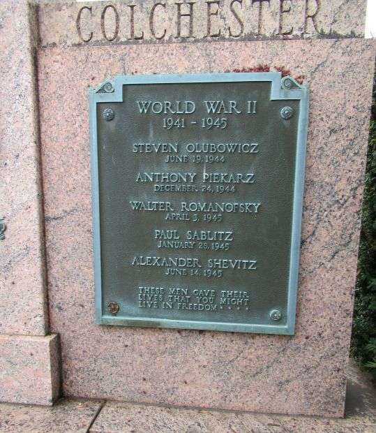 CLOCHESTER WORLD WAR II AND KOREAN CONFLICT MEMORIAL PLAQUE C