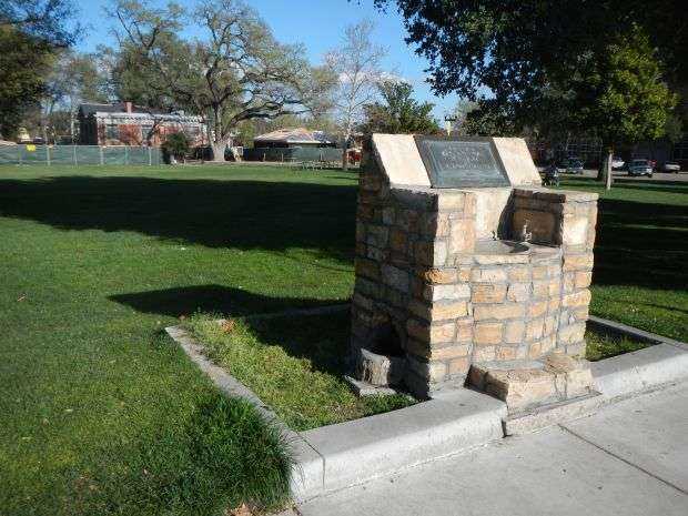 PASO ROBLES OUR WAR HEROES DRINKING FOUNTAIN