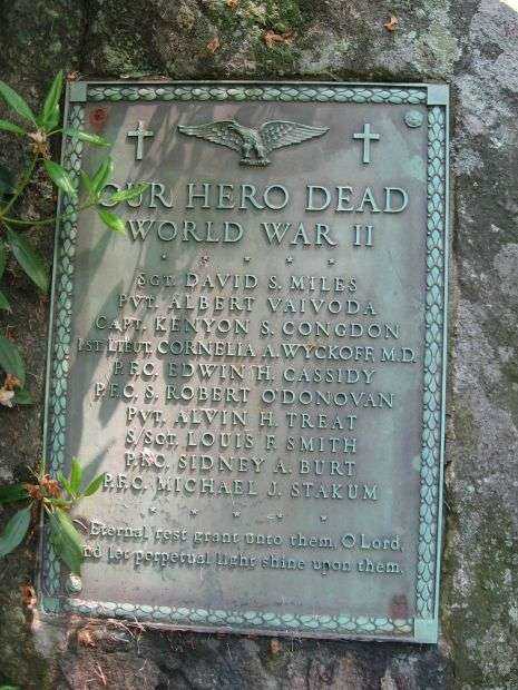 OUR HERO DEAD WORLD WAR II MEMORIAL PLAQUE