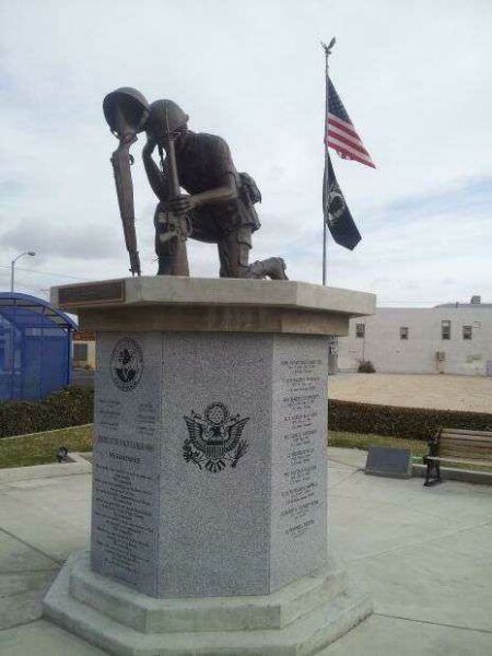 VICTORVILLE VETERANS WAR MEMORIAL