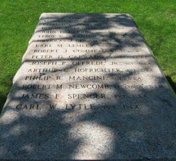GUILFORD WORLD WAR II MEMORIAL HONOR ROLL STONE