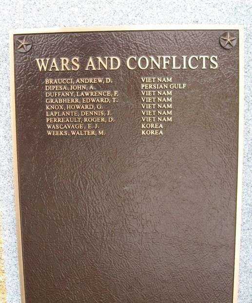 THOMASTON VETERANS MEMORIAL PLAQUE A