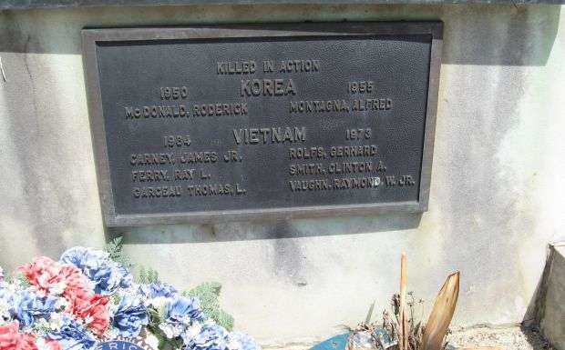 OAKVILLE WORLD WAR II MEMORIAL PLAQUE B