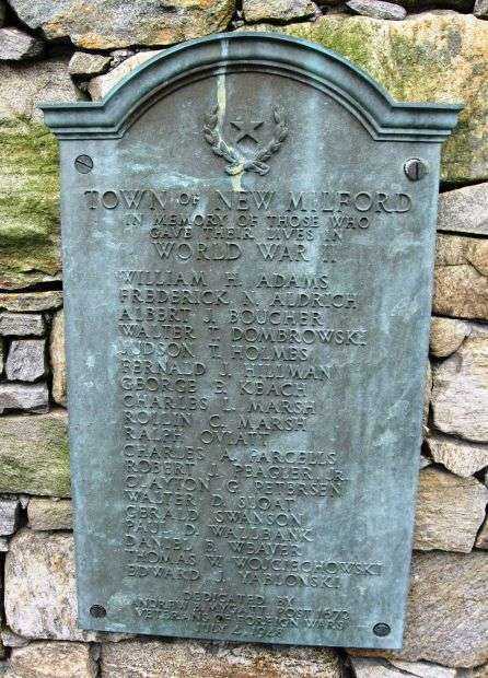 NEW MILFORD WORLD WAR II MEMORIAL FLAGPOLE PLAQUE